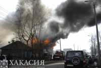 Жителям многоэтажки в Хакасии пришлось эвакуироваться