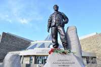 Памятник Леониду Кызласову открыли в Хакасии