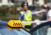 В Абакане штрафуют таксистов-нелегалов