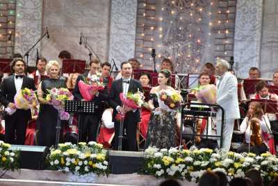День Республики в Хакасии отметили большим оперным концертом