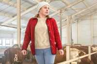 Бригадир дойного стада Мария Гвоздева: «У нас на ферме все свои, чужих нет». 