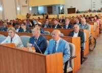 Депутаты парламента Хакасии обсуждали федеральные инициативы крайне активно