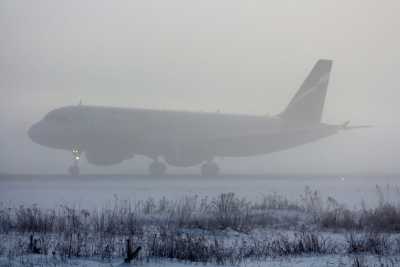 Московский самолет не смог приземлиться в аэропорту Абакана