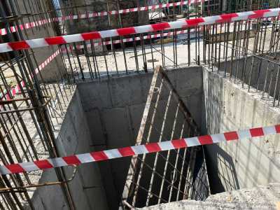 Работники упали в шахту лифта с 7 этажа в Красноярске