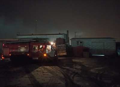 Четыре человека погибли во время пожара на предприятии в Хакасии