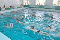 Спортинвентарь из Хакасии помогает пловцам ЛНР оттачивать навыки
