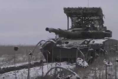 Как экипажи российских танков в ночное время уничтожают бронетехнику ВСУ