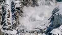 МЧС: в горах Хакасии лавиноопасно