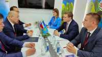 Перспективы взаимодействия Хакасии и Казахстана обсудили на ПМЭФ