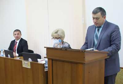 Игорь Тугужеков вынес на рассмотрение членов президиума законопроект, касающийся налога на имущество организаций. 