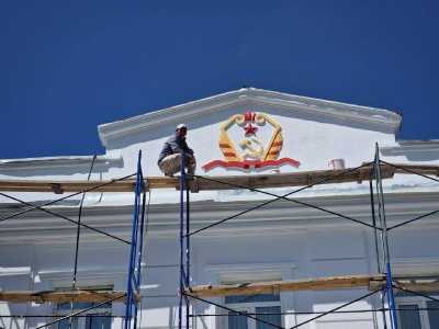 Фасад Краеведческого музея в Белом Яре преображают