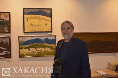 В Абакане открылась выставка  Александра Кобыльцова