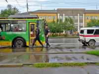 Дебошира в абаканском троллейбусе задержали росгвардейцы