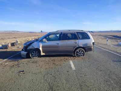 В Хакасии ищут водителя-очевидца аварии