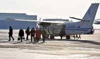 На первых рейсах из Абакана в Кызыл и обратно вместе с обычными пассажирами слетали члены хакасского правительства. 