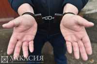 Силовика из Хакасии осудили за помощь наркоторговцам
