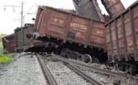 Прокуратура начала проверку по аварии грузового поезда в Красноярском крае