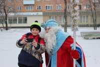 Саяногорцы устроили селфи с полицейским Дедом Морозом