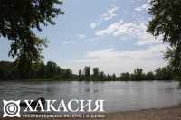 Перечислили озера и пляжи Хакасии безопасные для отдыха