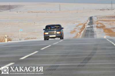 Автомобилистов предупредили об опасностях на федеральной трассе в Хакасии