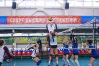 В Хакасии девушки со всей России соревнуются в волейболе