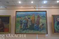 О чём поведает портрет: в Абакане открылась выставка художников-живописцев