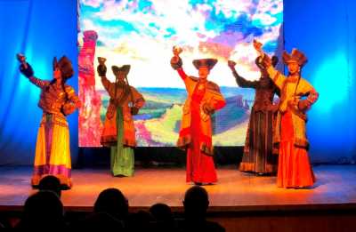 В Хакасии открылась конференция «Культурное наследие народов Саяно-Алтая»