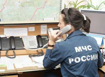 Телефоны экстренных служб Хакасии рекомендуют записать