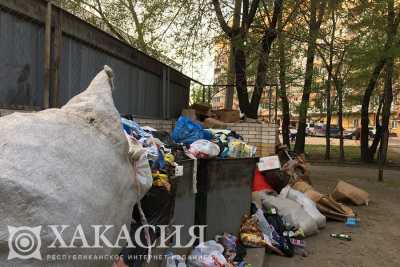 Жителям Хакасии пересчитали плату за вывоз мусора