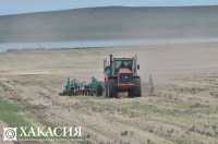 В Хакасии «кипят» посевные работы