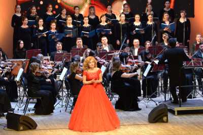 Хакасская филармония отметила 30-летие Гала-концертом