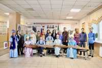 Хакасская национальная гимназия встретила школьников из Луганска